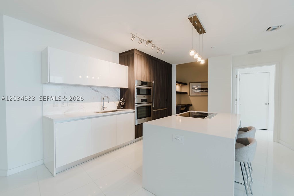PARAMOUNT MIAMI WORLDCENT - Residential