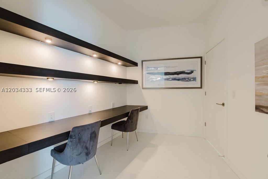 PARAMOUNT MIAMI WORLDCENT - Residential