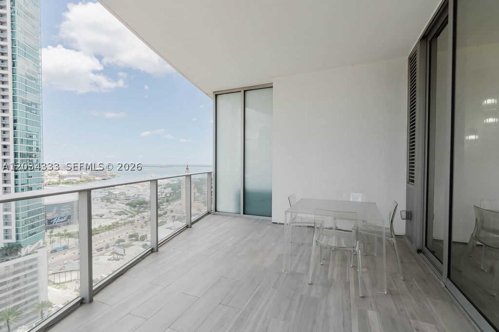 PARAMOUNT MIAMI WORLDCENT - Residential