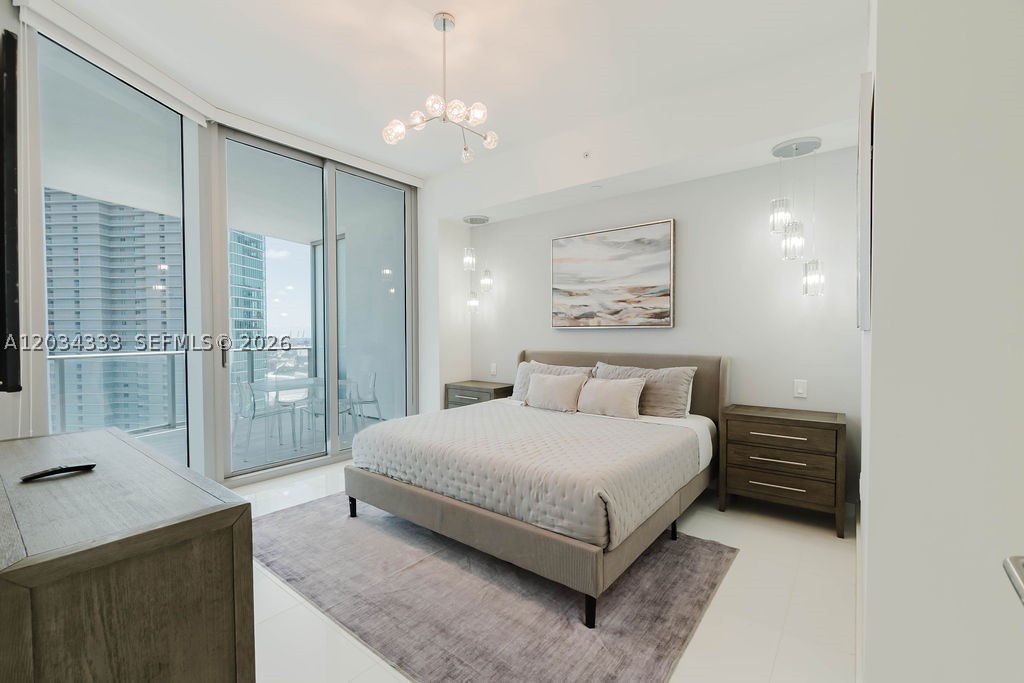 PARAMOUNT MIAMI WORLDCENT - Residential