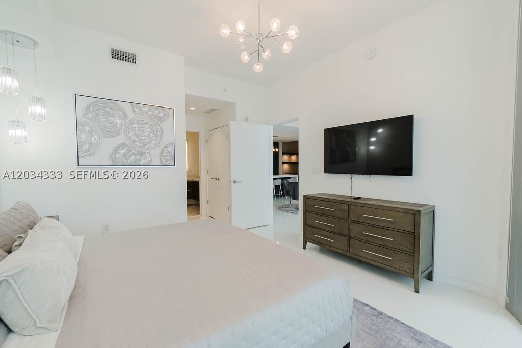 PARAMOUNT MIAMI WORLDCENT - Residential