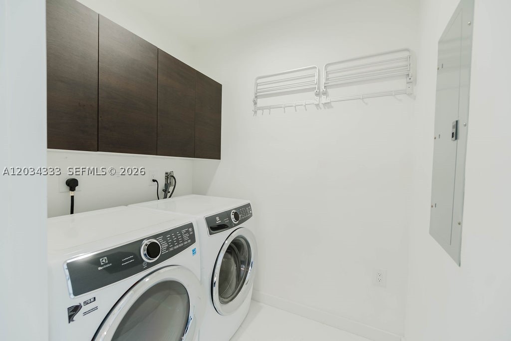 PARAMOUNT MIAMI WORLDCENT - Residential