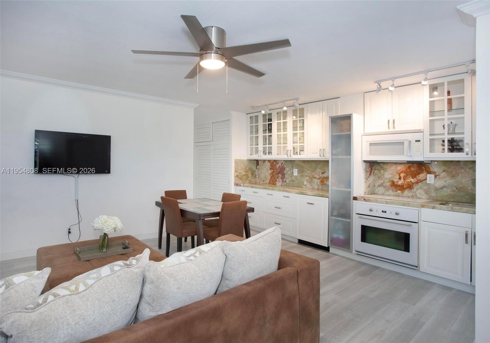 LAKE MAYAN APTS CO-OP - Residential