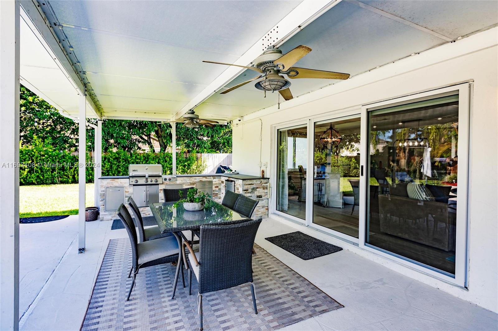 WEITZER SHAUNA MEADOWS SE - Residential Lease