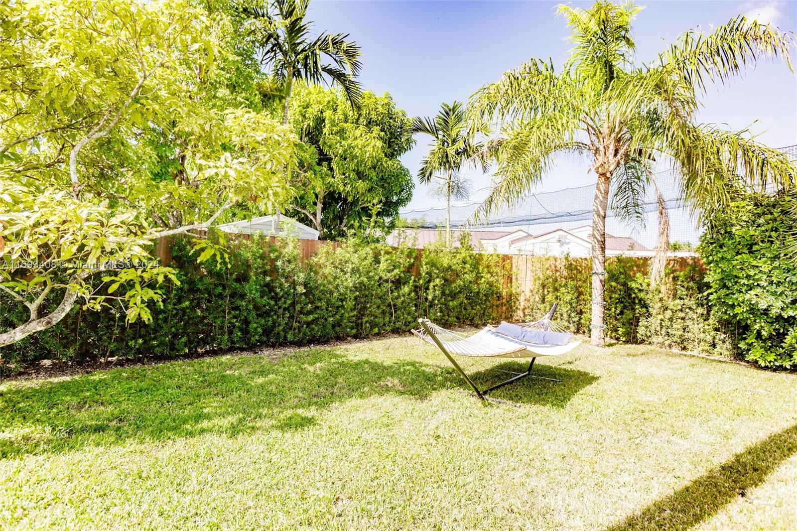 WEITZER SHAUNA MEADOWS SE - Residential Lease