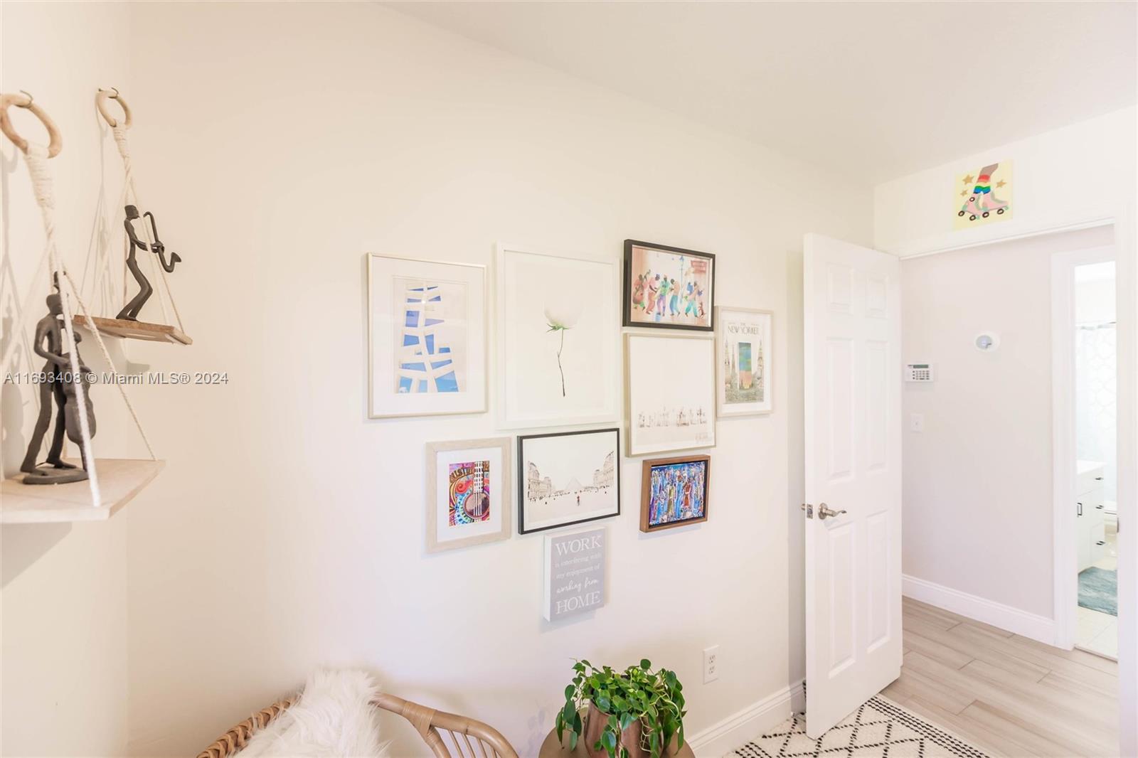 WEITZER SHAUNA MEADOWS SE - Residential Lease