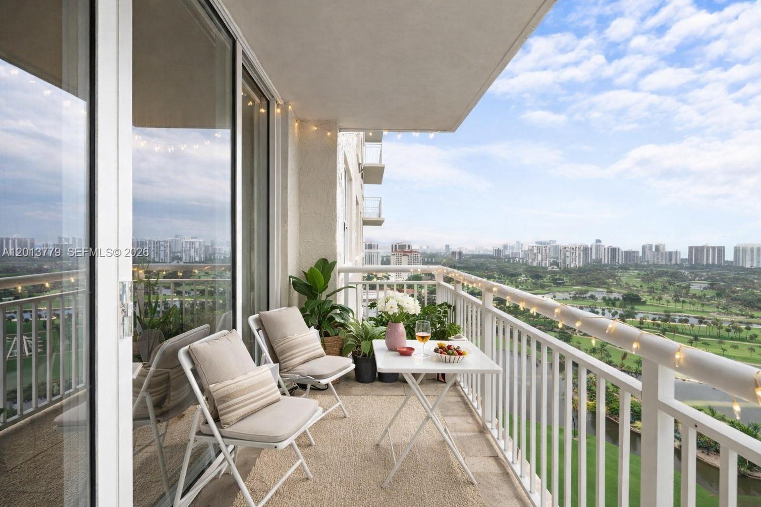 TURNBERRY ON THE GREEN CO - Residential