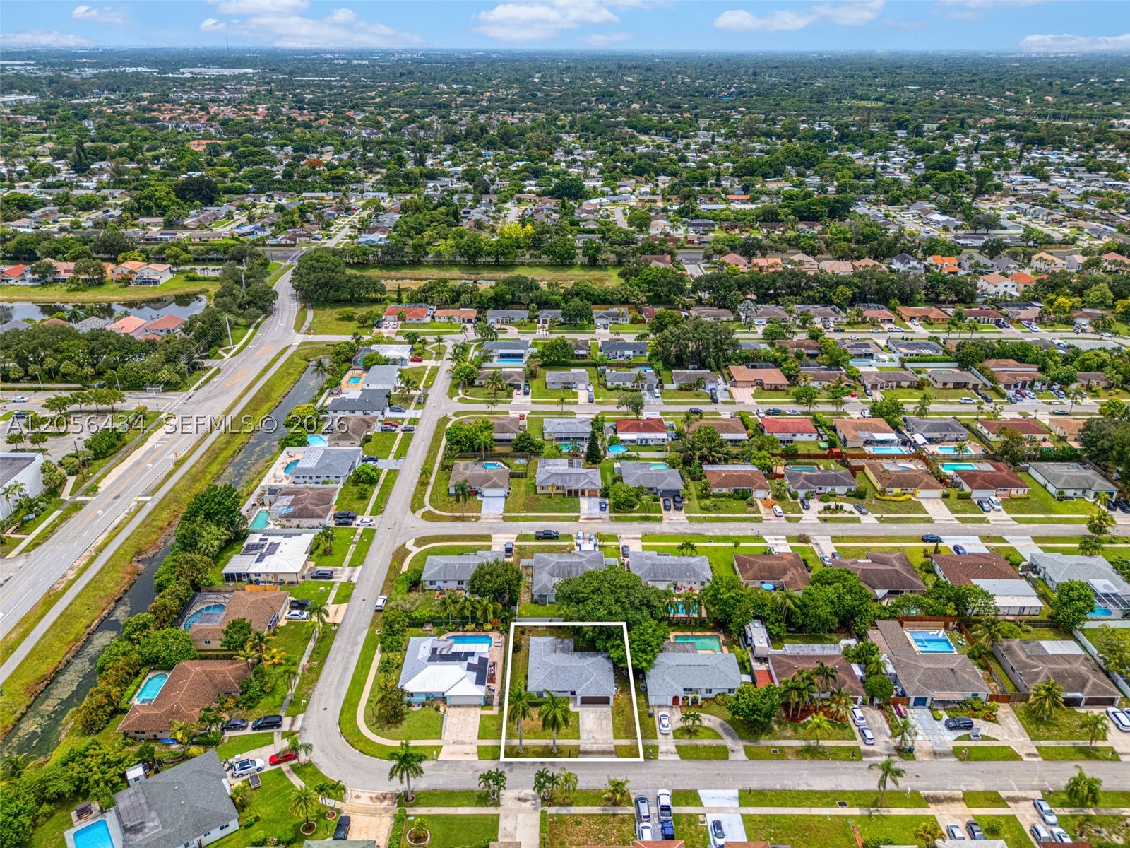 HOLIDAY CITY AT BOCA RATO - Residential