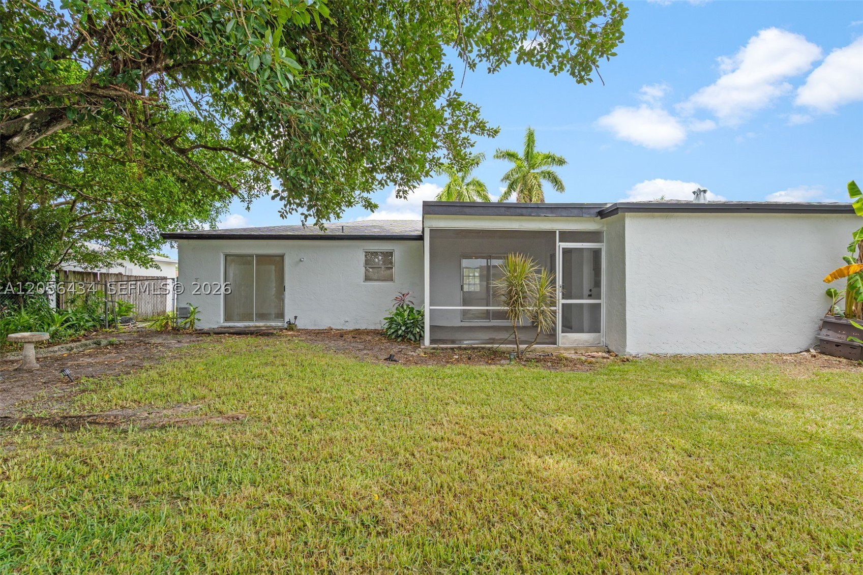 HOLIDAY CITY AT BOCA RATO - Residential