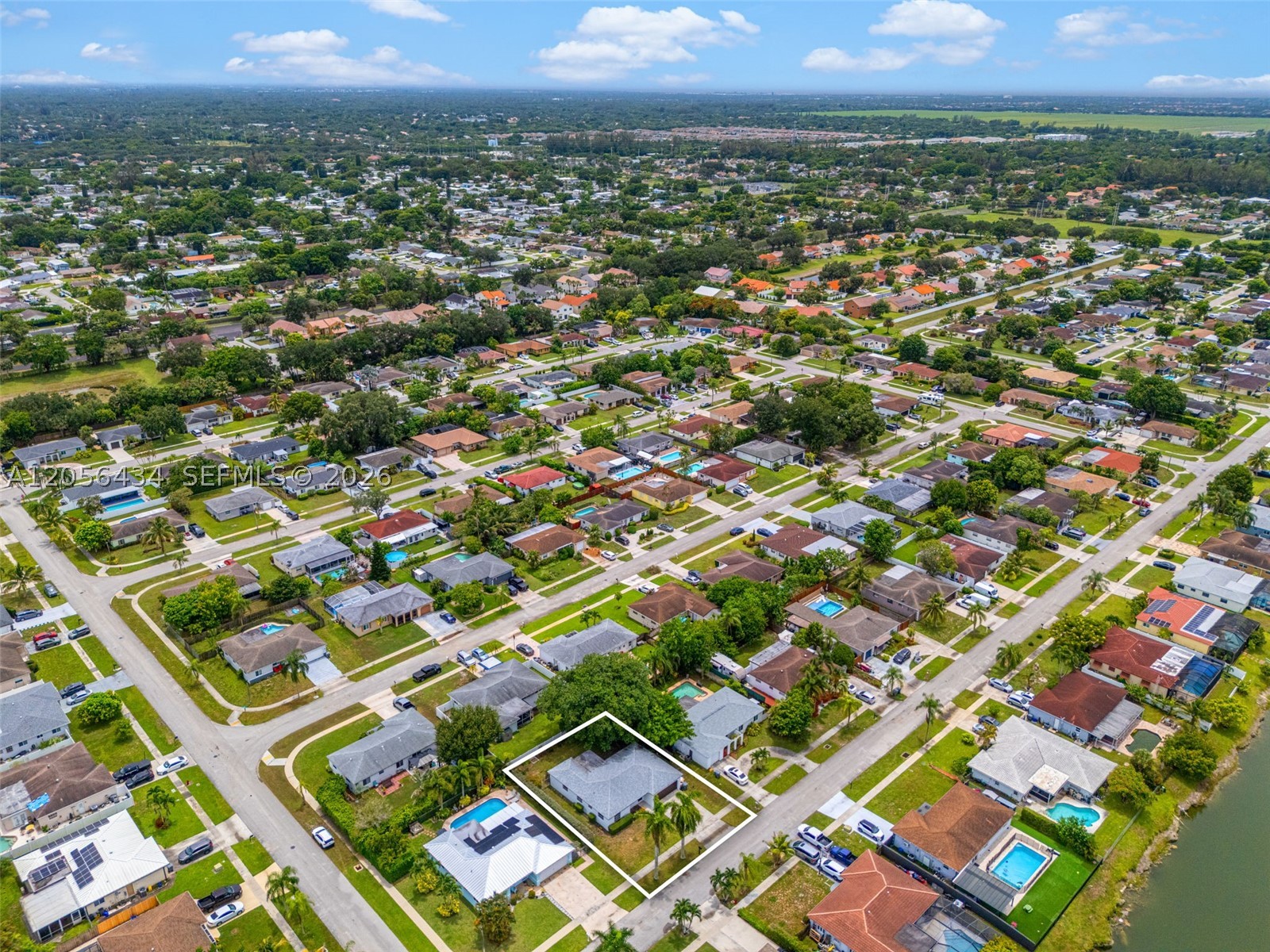 HOLIDAY CITY AT BOCA RATO - Residential