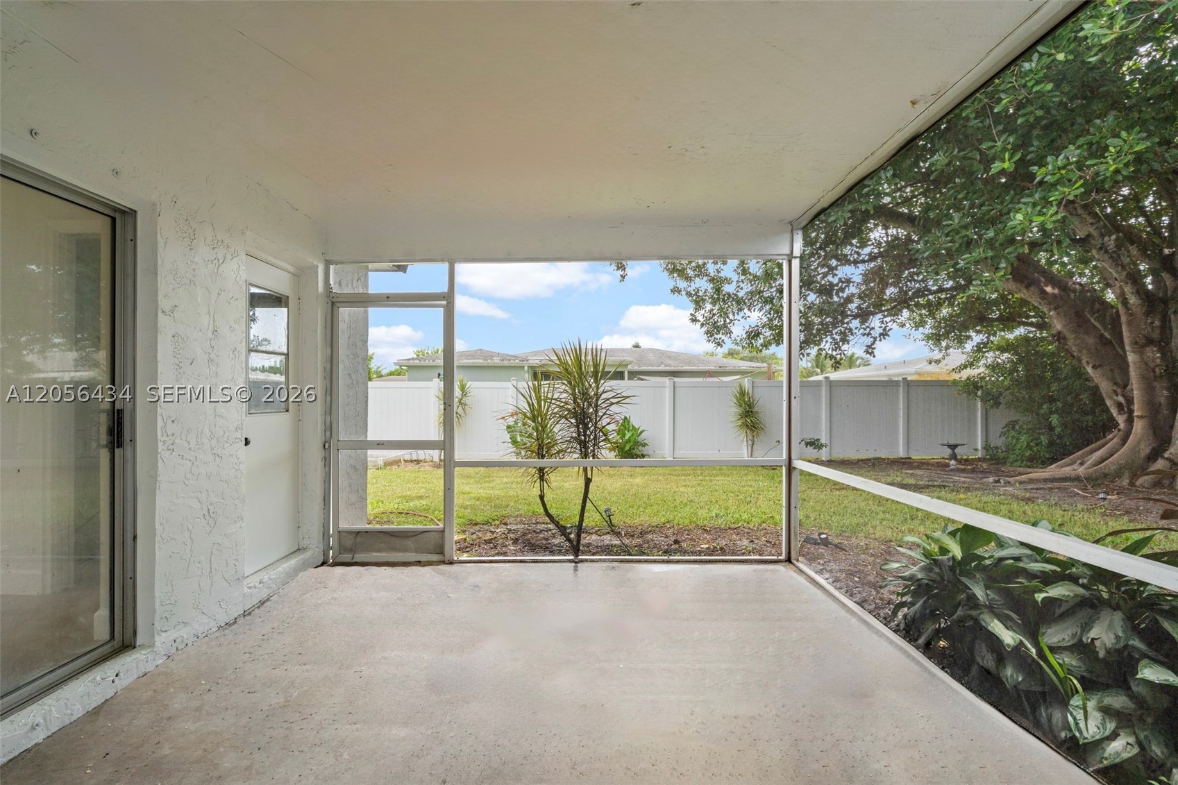HOLIDAY CITY AT BOCA RATO - Residential