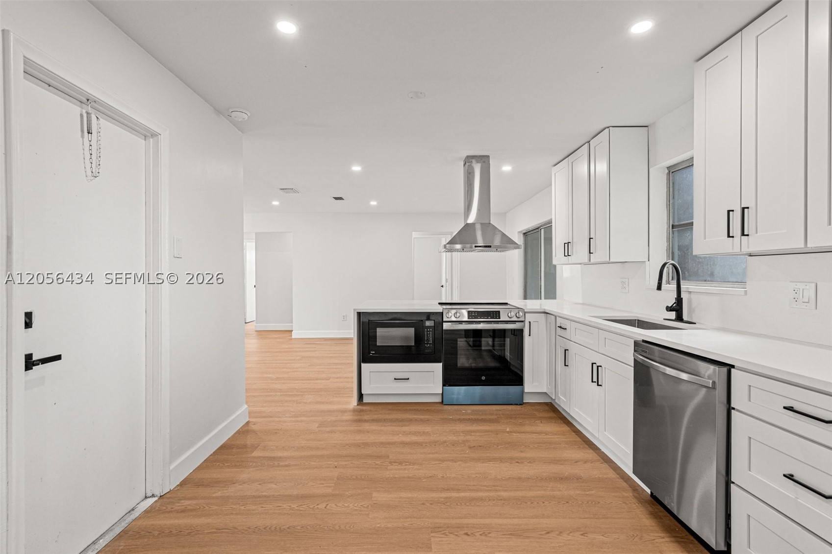 HOLIDAY CITY AT BOCA RATO - Residential