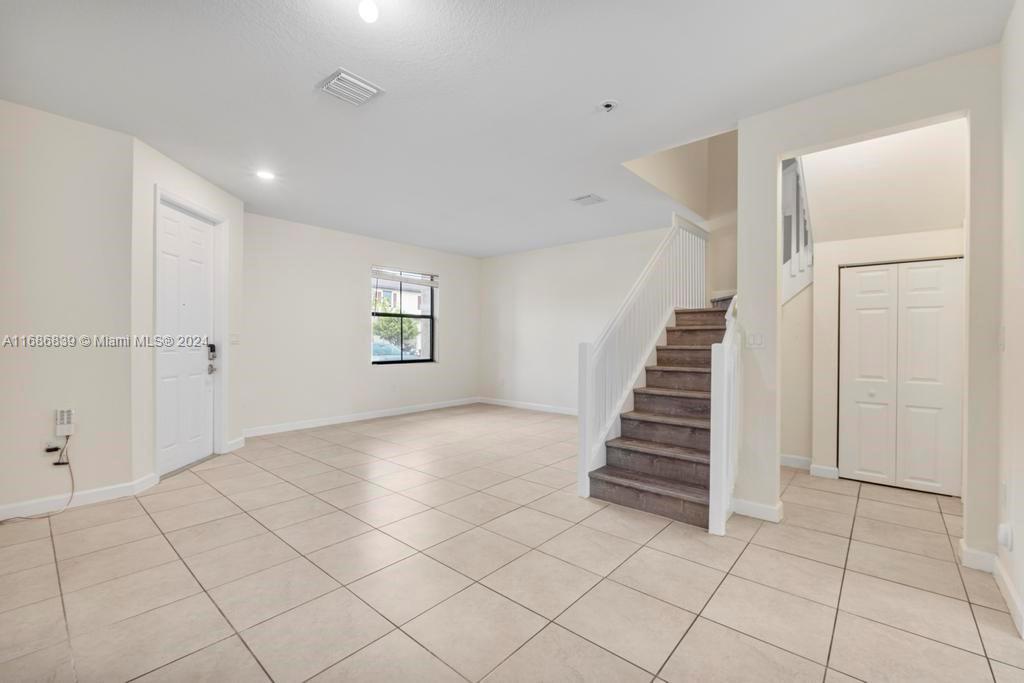 AQUABELLA SECTION TWO - Residential Lease