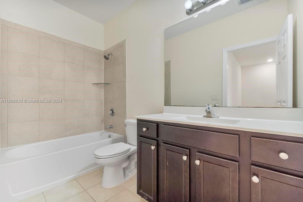 AQUABELLA SECTION TWO - Residential Lease
