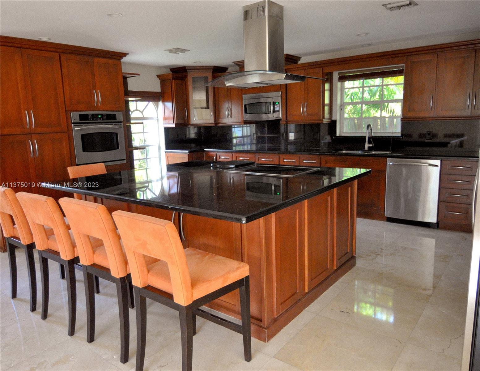 CORAL VILLAS REV - Residential Lease