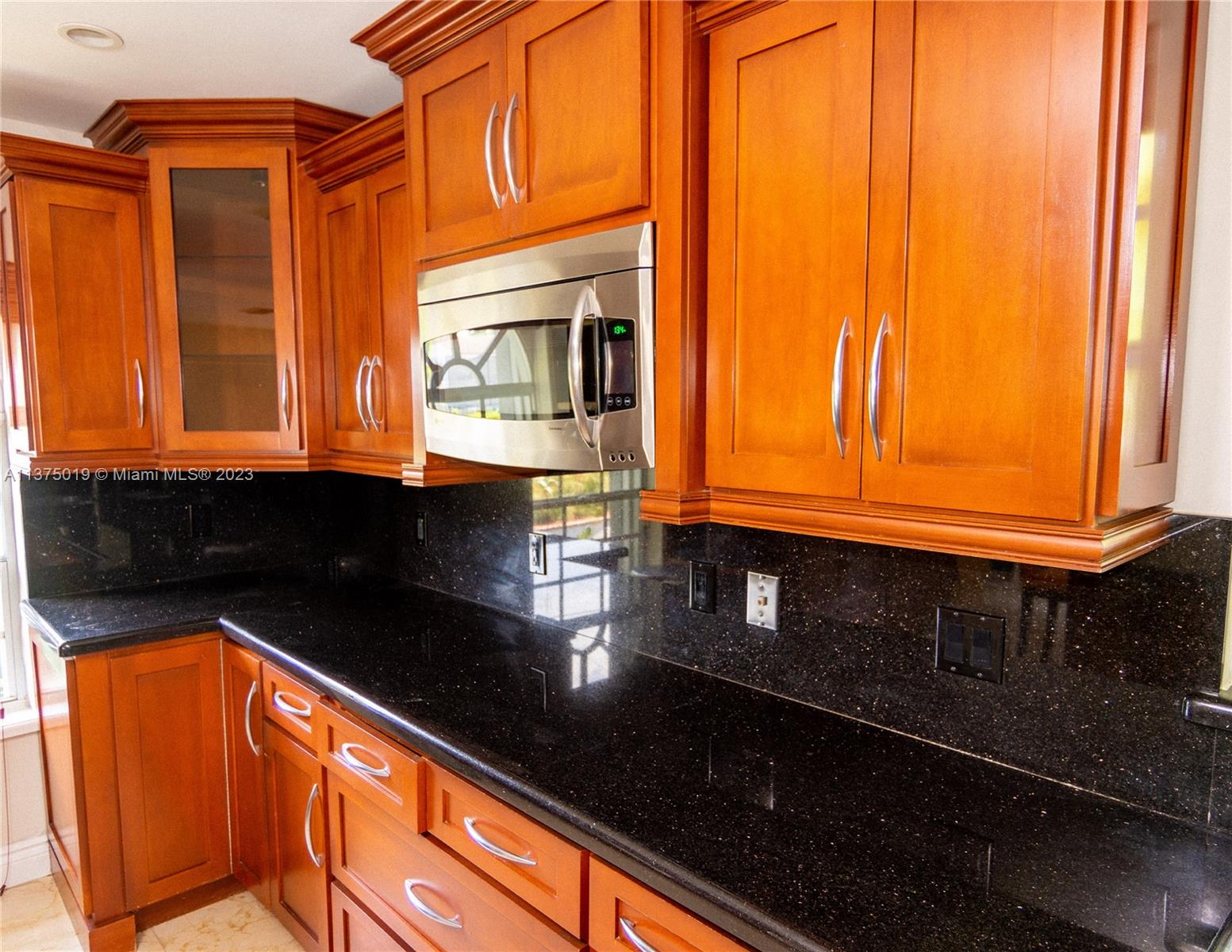 CORAL VILLAS REV - Residential Lease