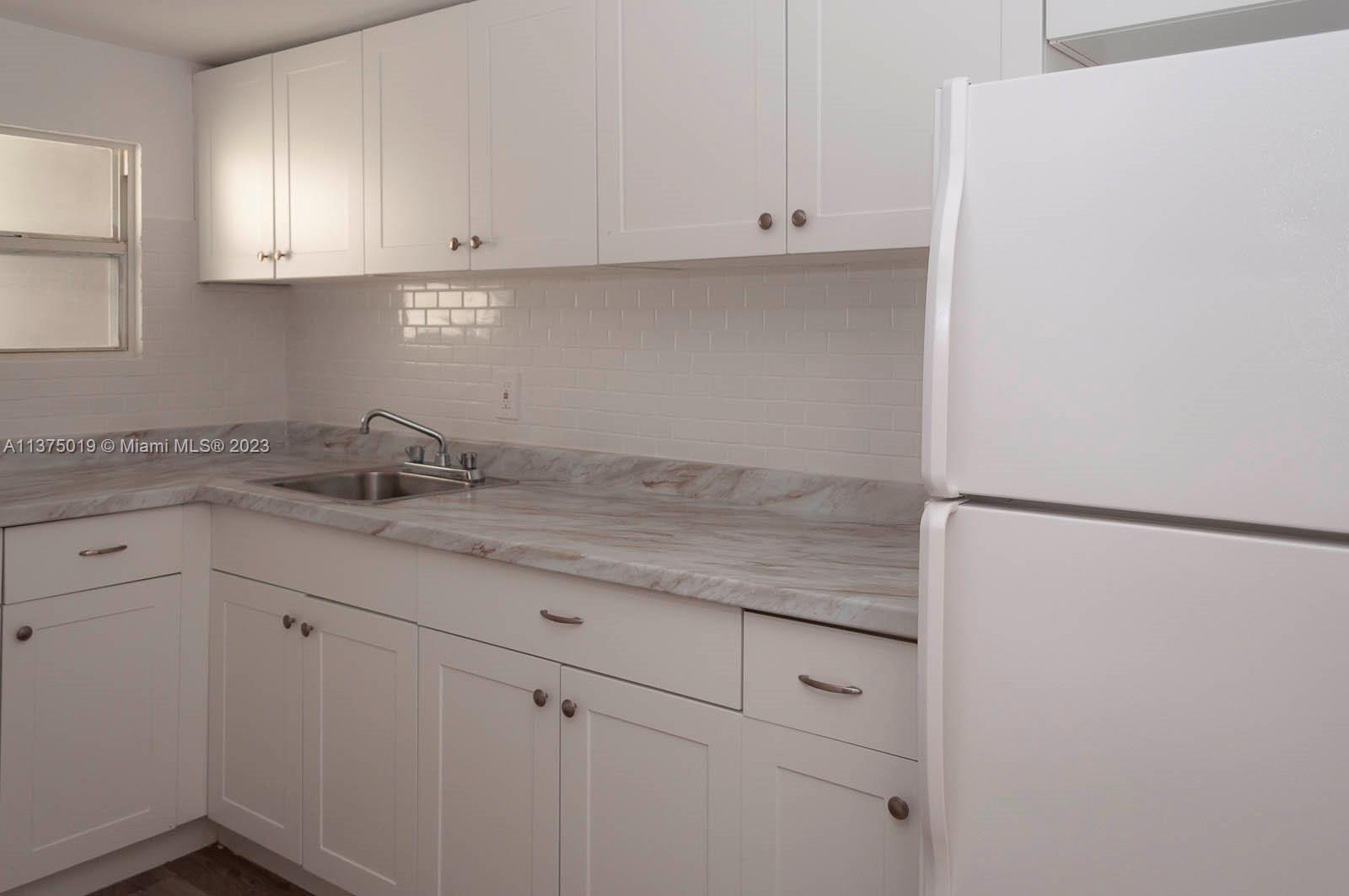CORAL VILLAS REV - Residential Lease