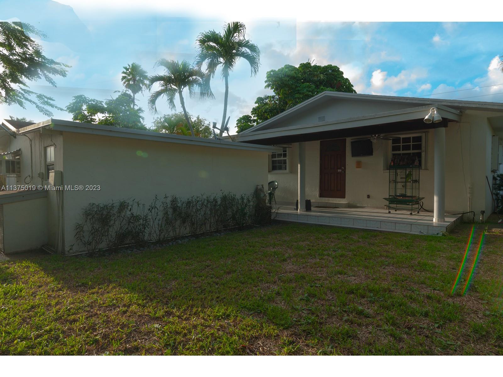 CORAL VILLAS REV - Residential Lease
