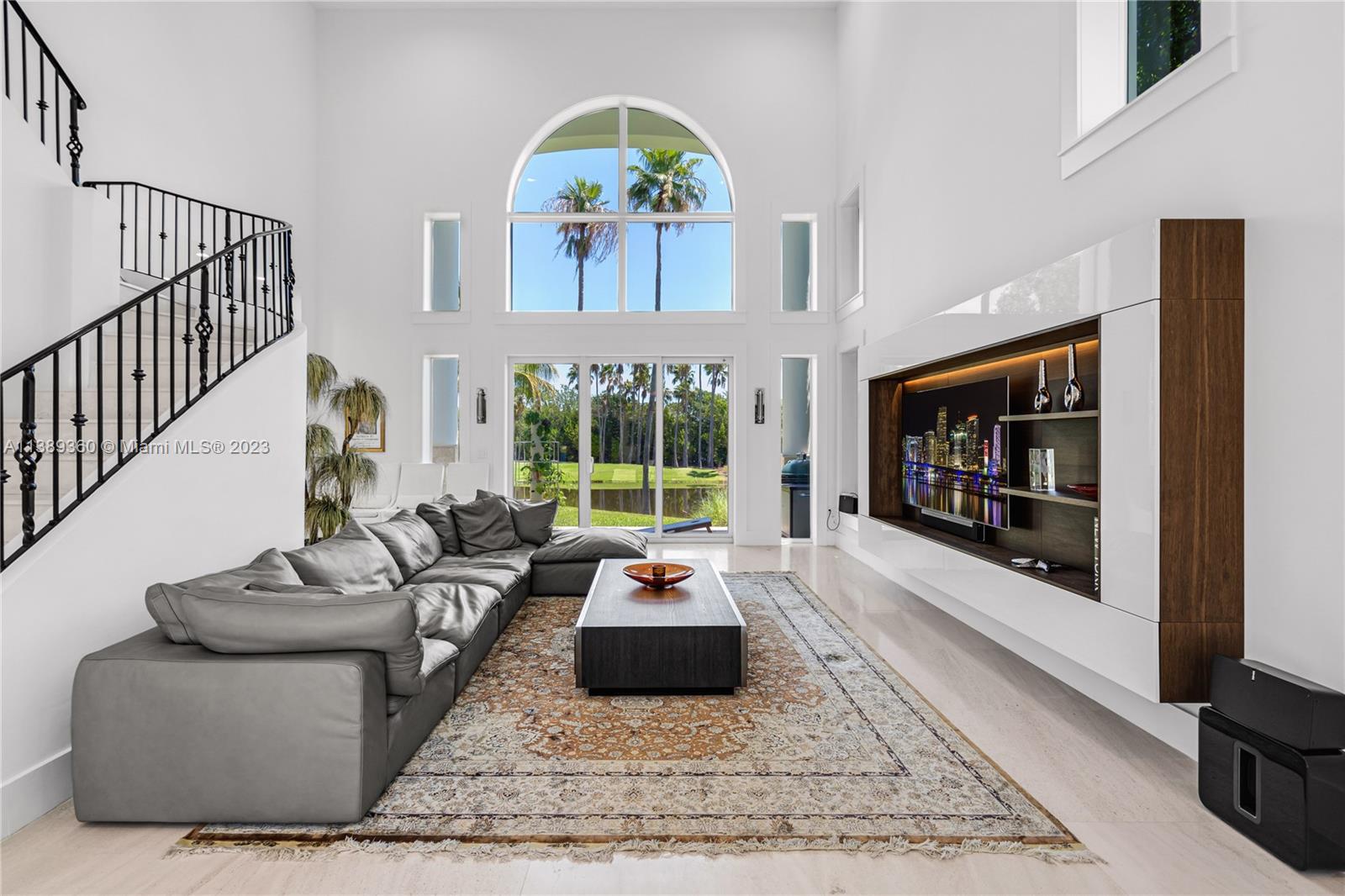 DEERING BAY ESTATES - Residential
