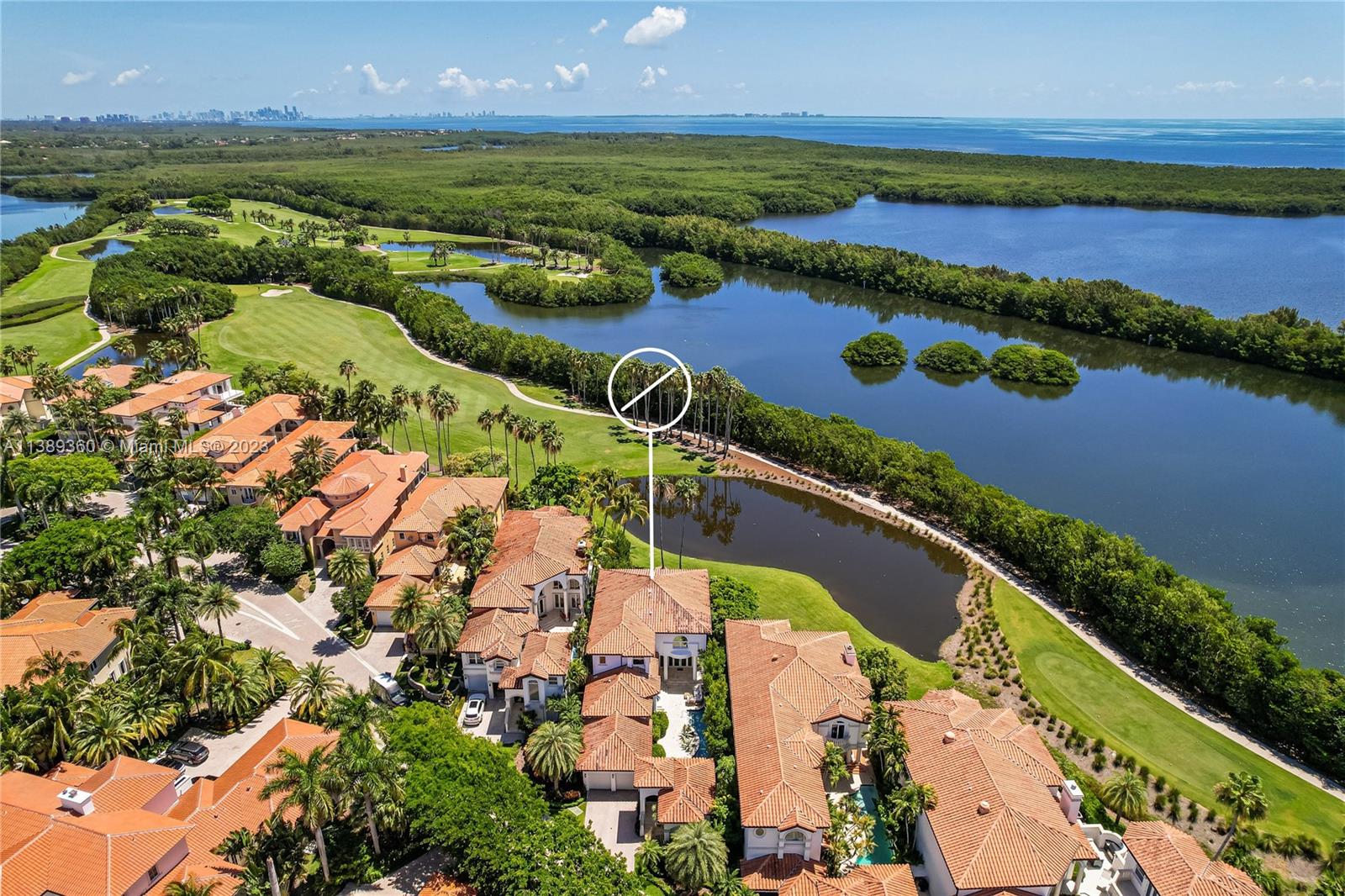 DEERING BAY ESTATES - Residential
