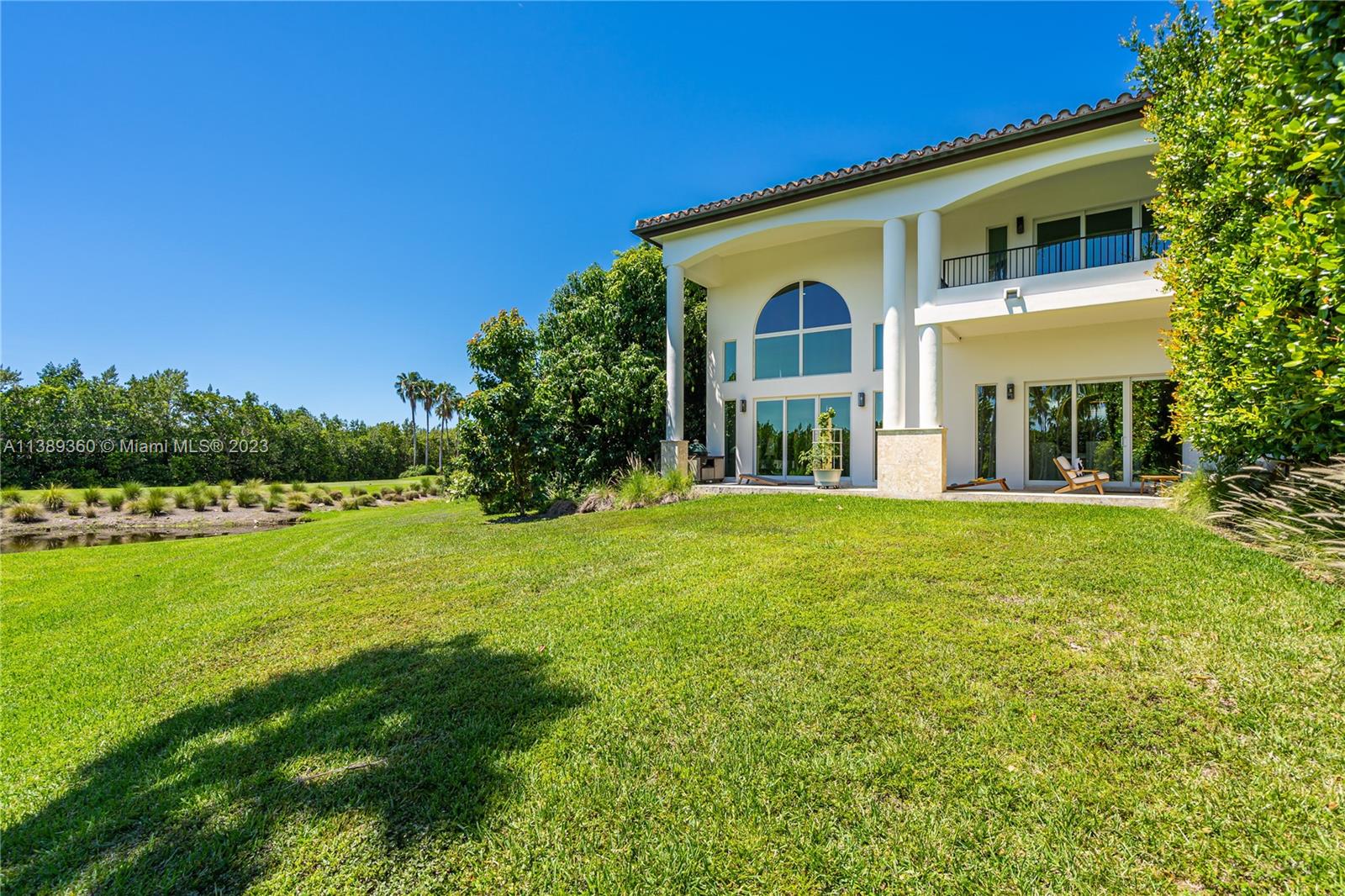 DEERING BAY ESTATES - Residential