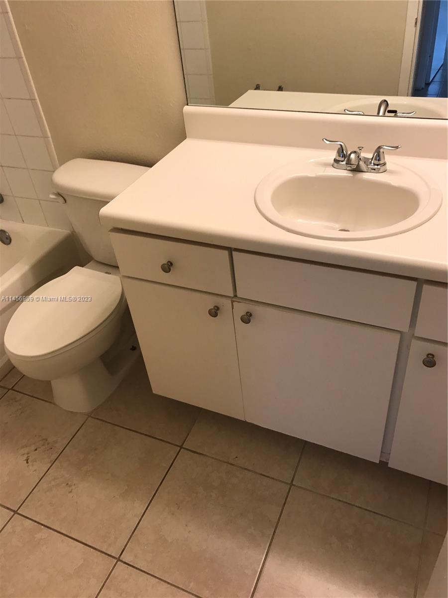 DORAL GARDENS II CONDO - Residential