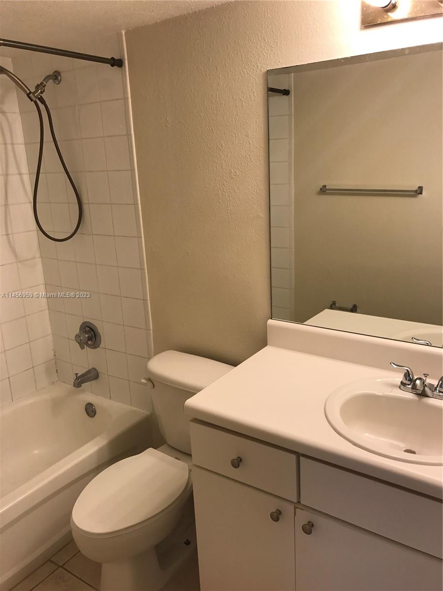DORAL GARDENS II CONDO - Residential