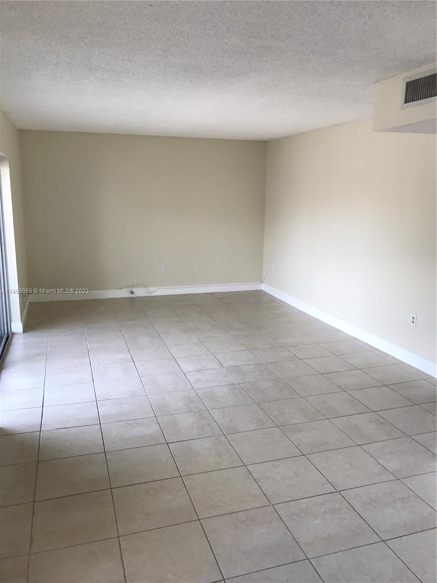 DORAL GARDENS II CONDO - Residential