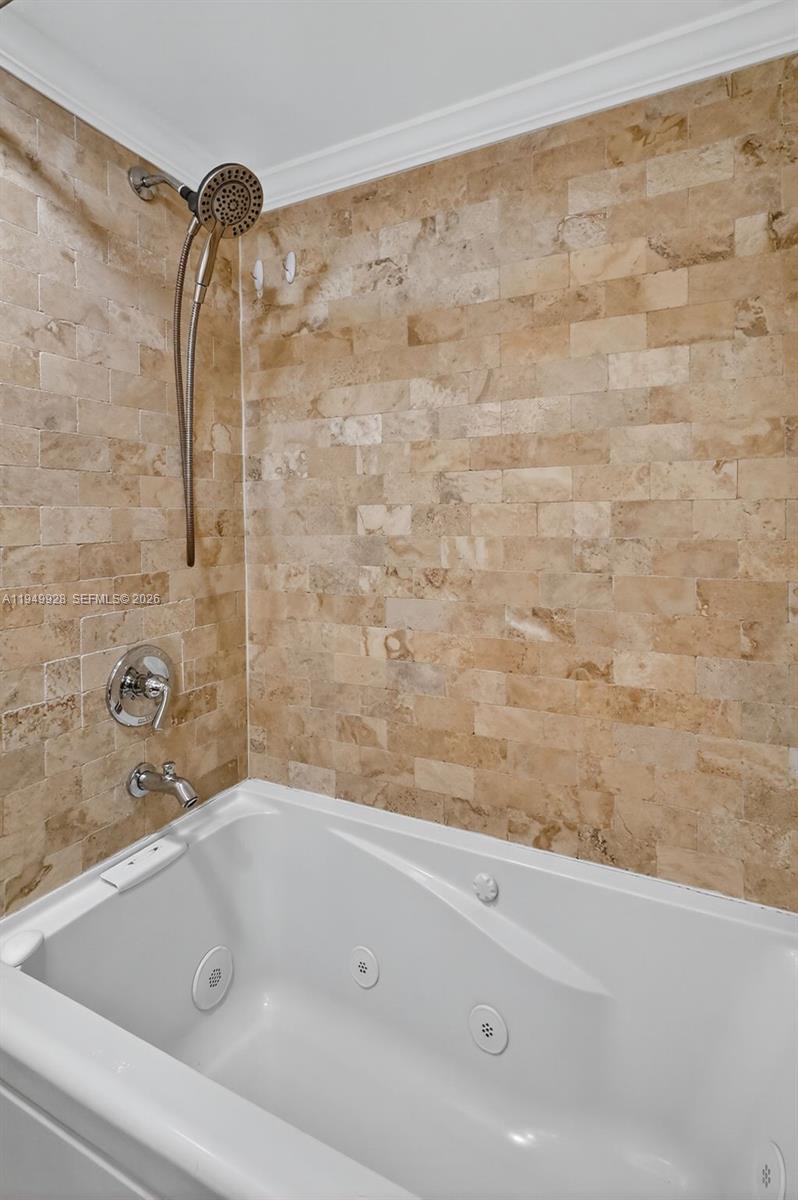 SANDPIPER CONDO - Residential