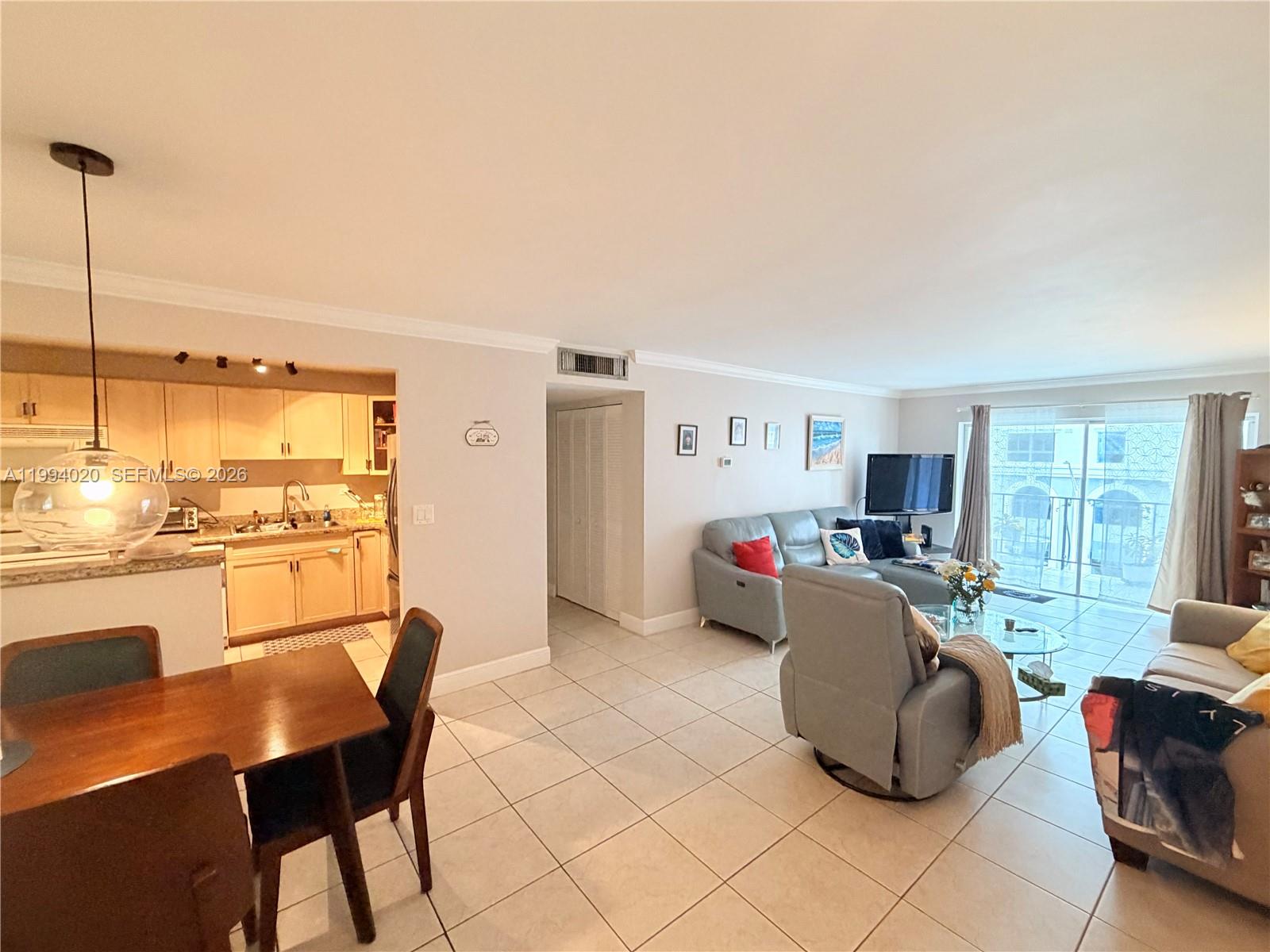 GRANADA DADELAND CONDO - Residential