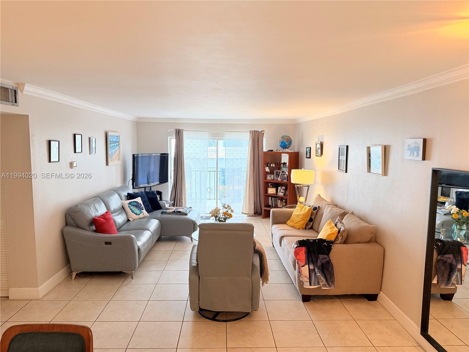 GRANADA DADELAND CONDO - Residential