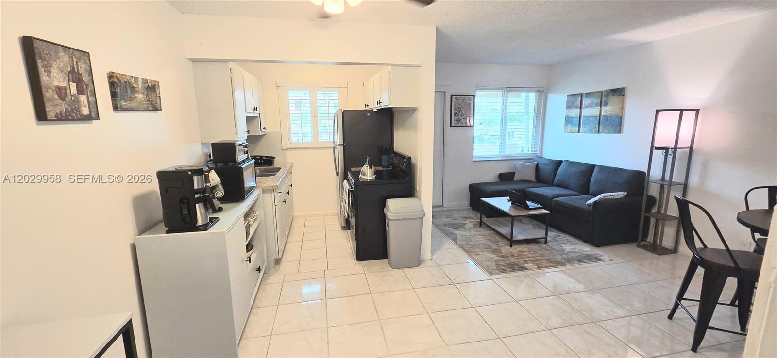 WARRENTON HOUSE CONDO - Residential
