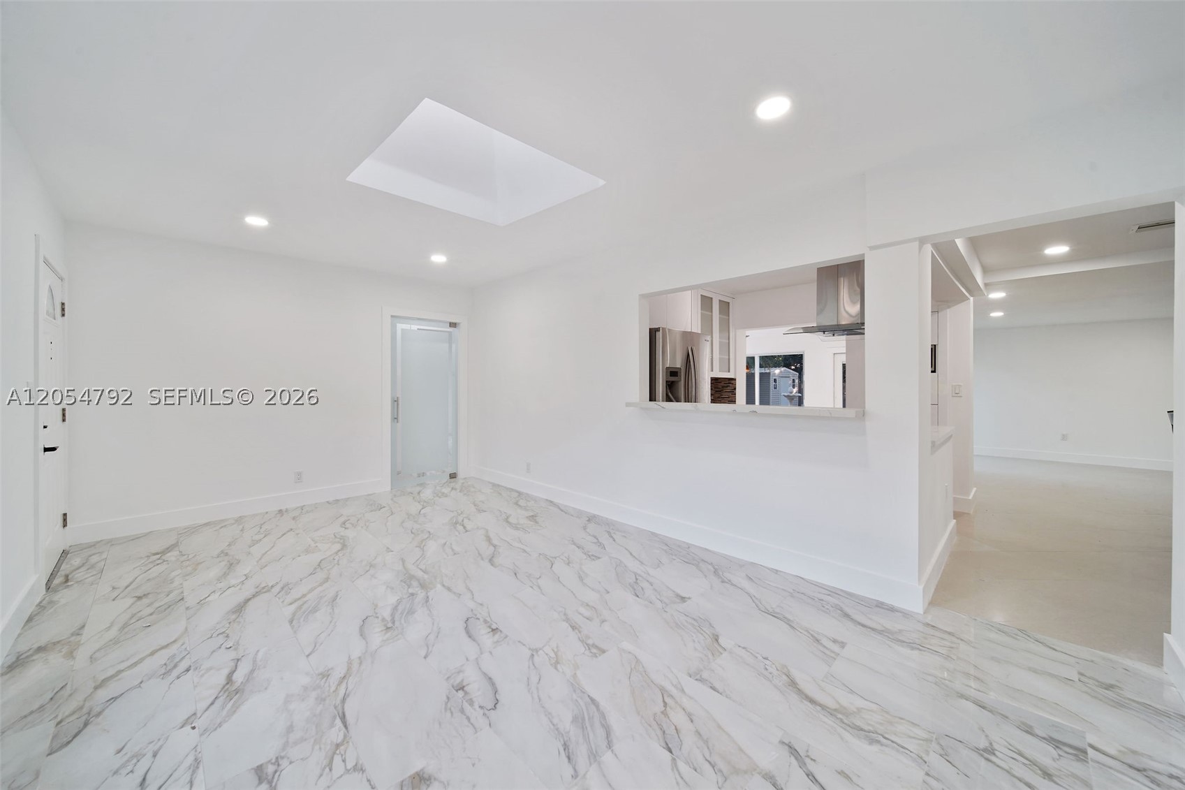 1ST ADDN BISCAYNE LAWN - Residential Lease