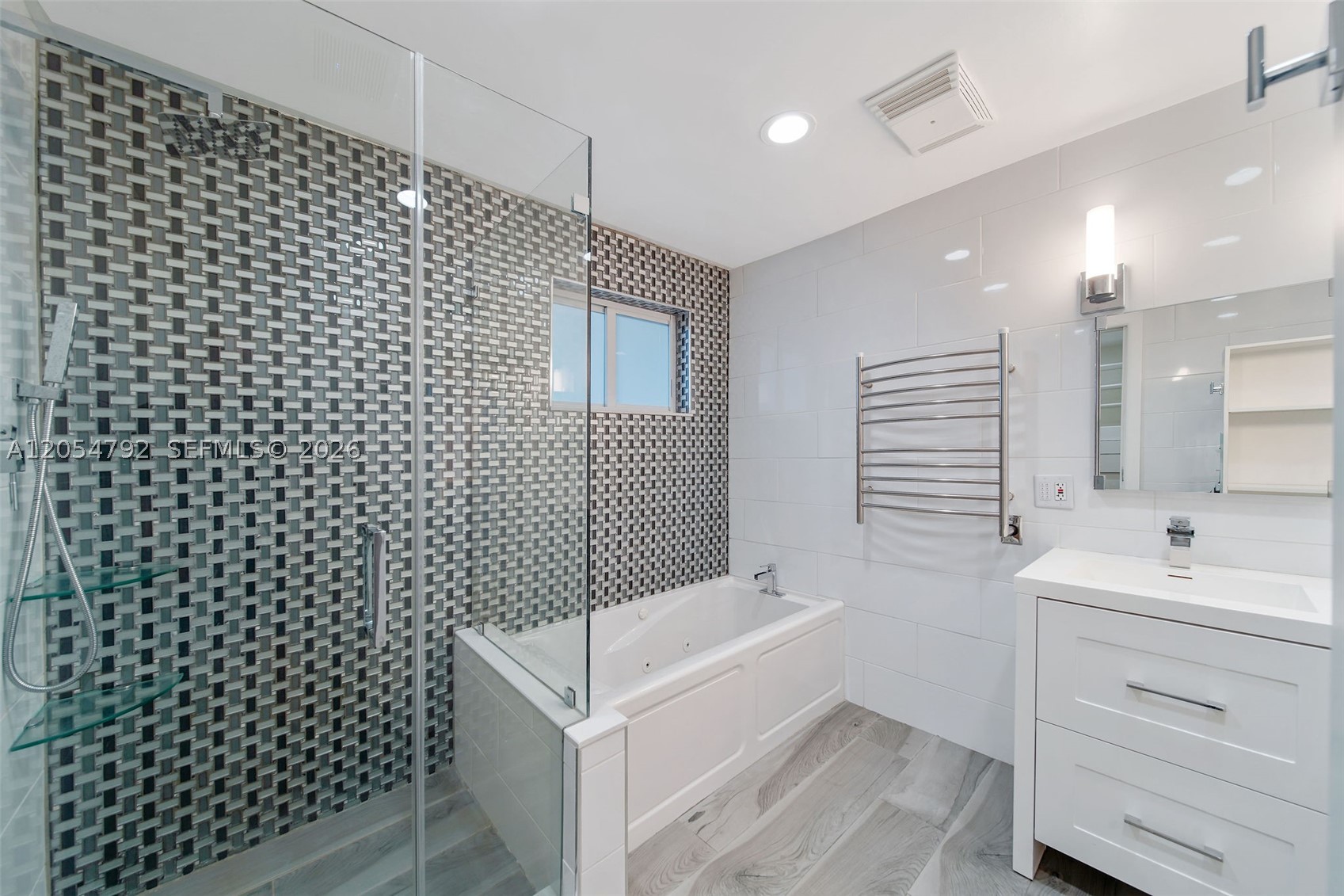 1ST ADDN BISCAYNE LAWN - Residential Lease