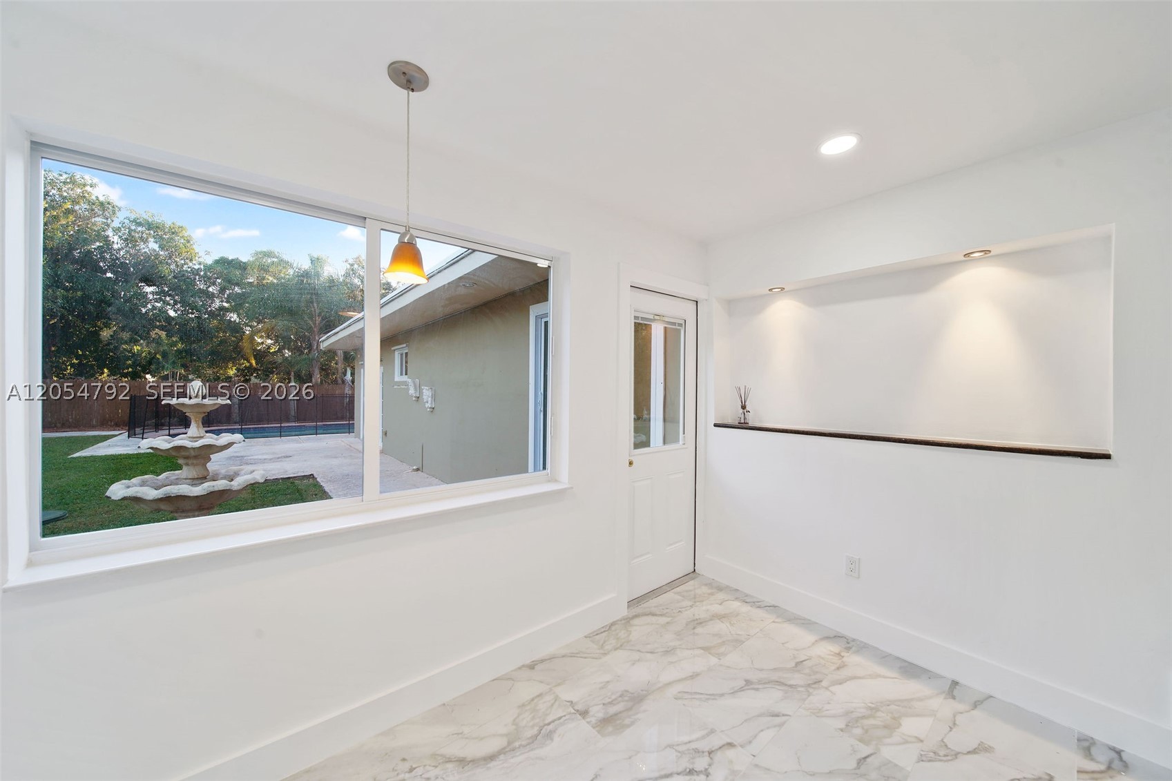 1ST ADDN BISCAYNE LAWN - Residential Lease