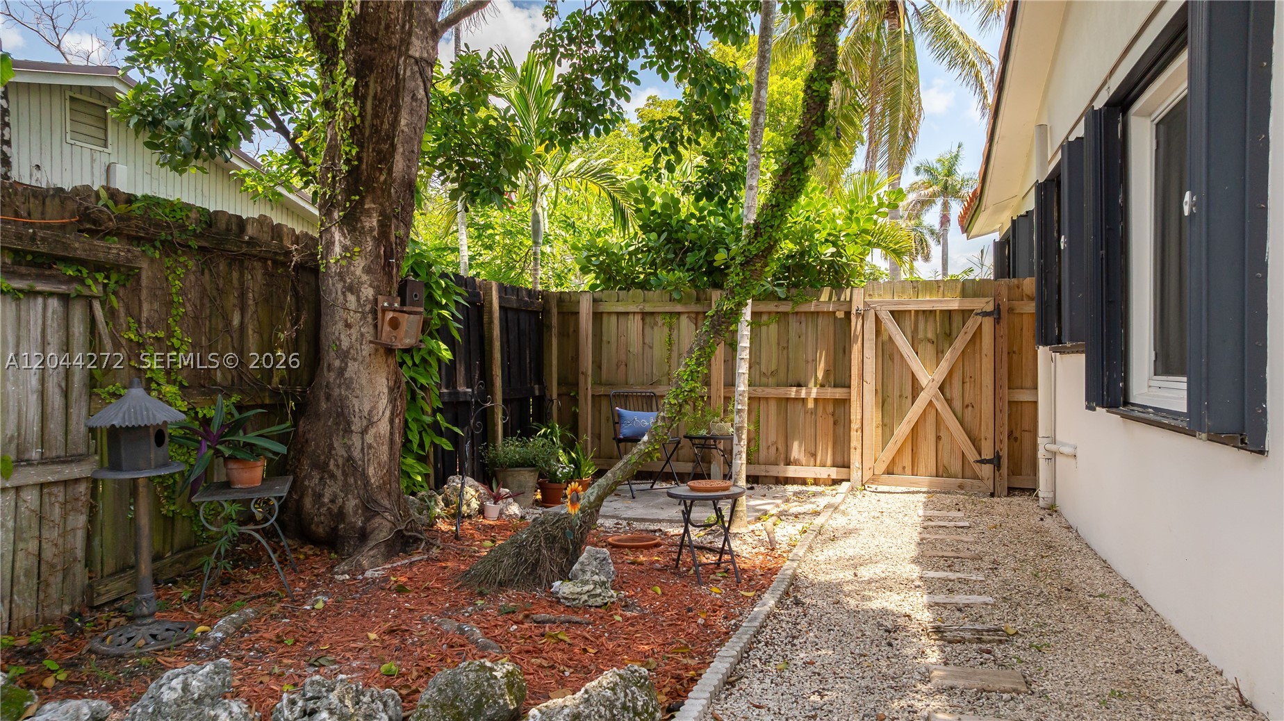 BEL AIRE SEC 15 - Residential Lease