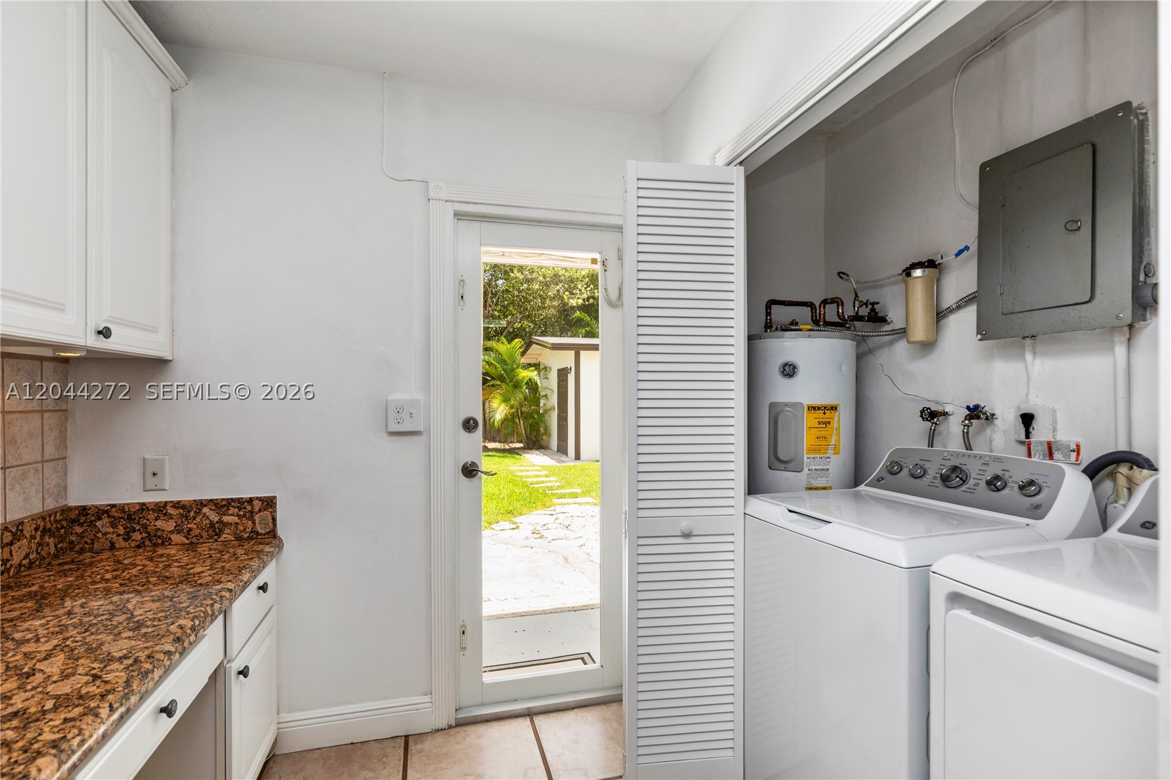 BEL AIRE SEC 15 - Residential Lease