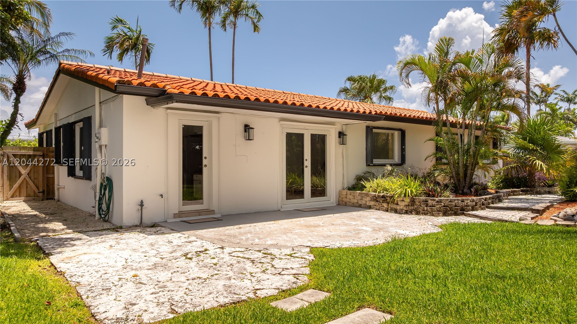 BEL AIRE SEC 15 - Residential Lease