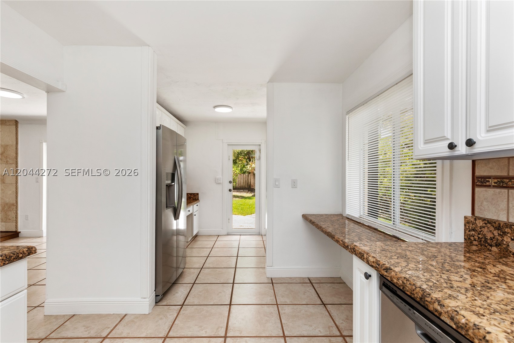 BEL AIRE SEC 15 - Residential Lease