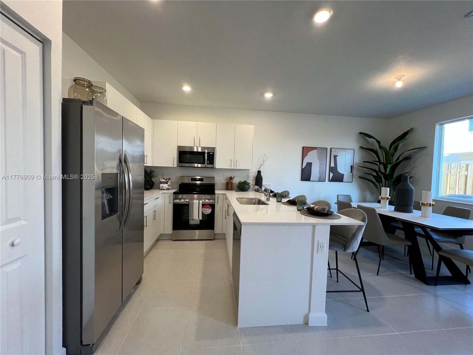 TERRA SOL - Residential Lease