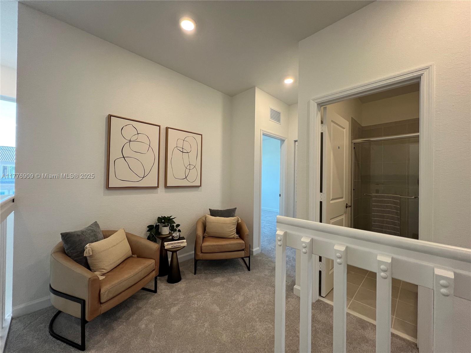 TERRA SOL - Residential Lease