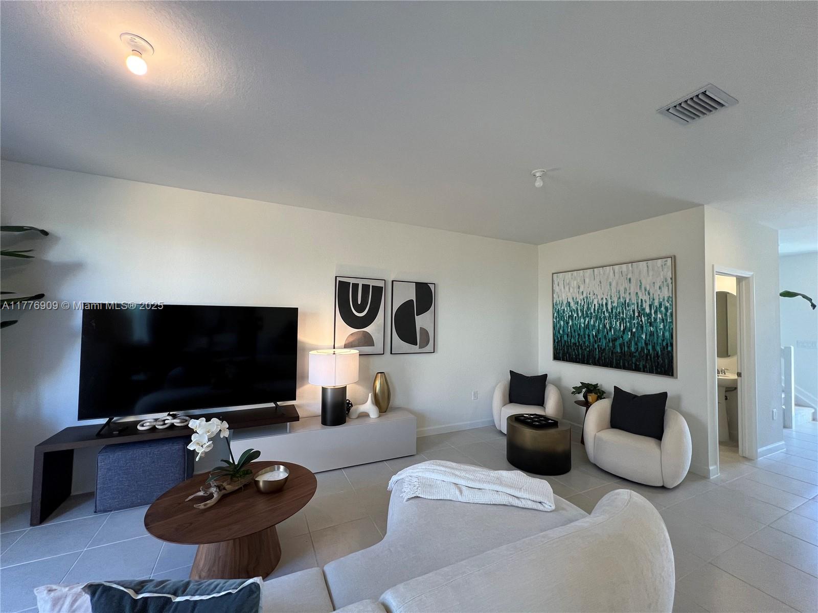 TERRA SOL - Residential Lease
