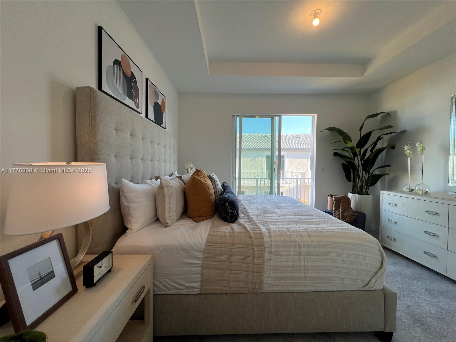 TERRA SOL - Residential Lease