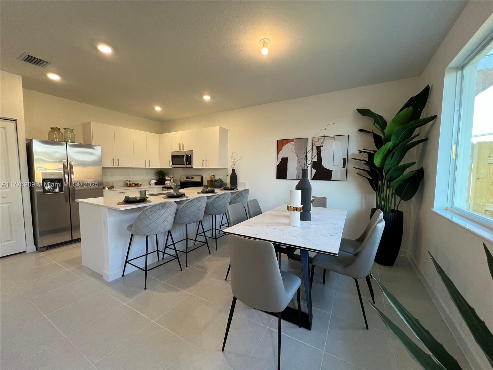 TERRA SOL - Residential Lease