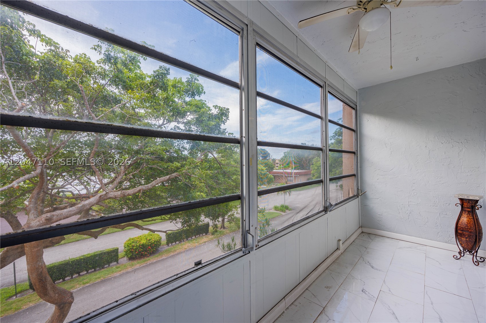 OAKBROOK I CONDO - Residential