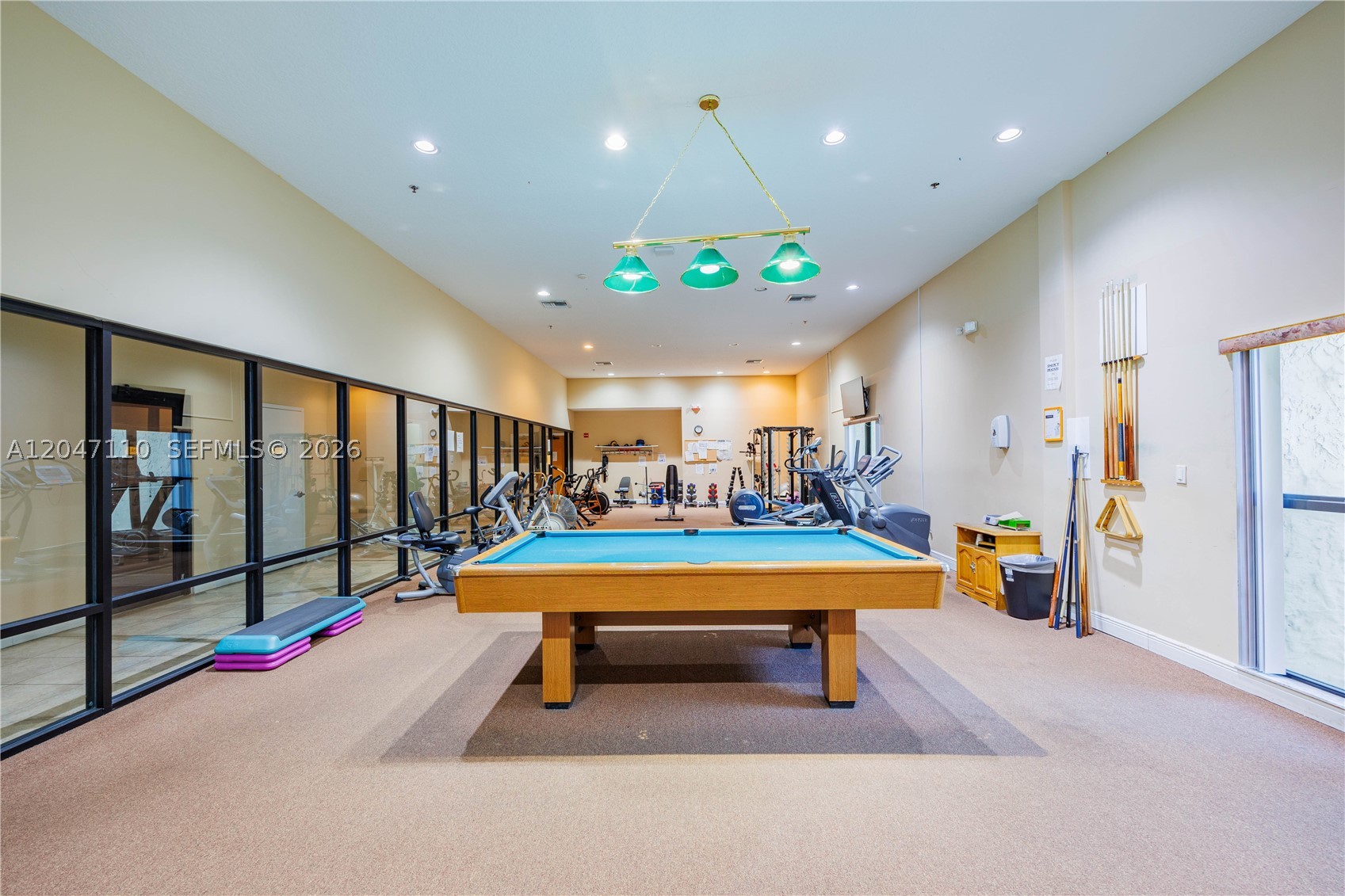 OAKBROOK I CONDO - Residential