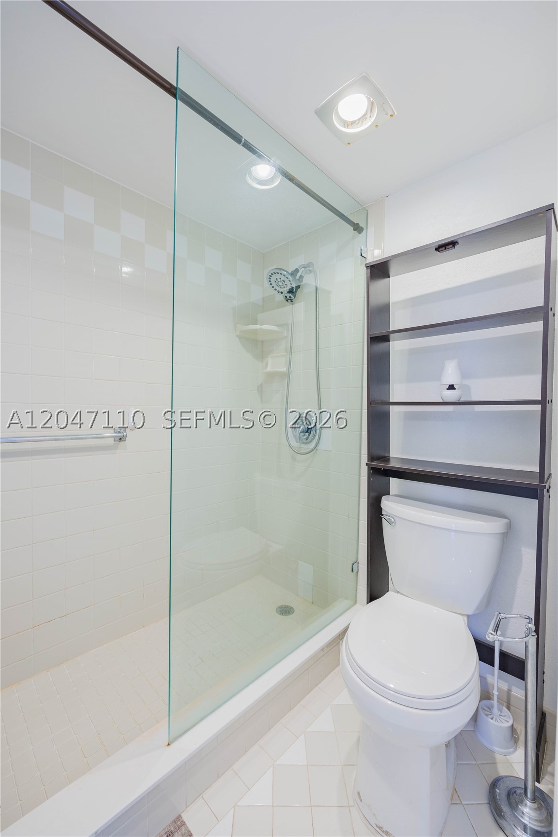 OAKBROOK I CONDO - Residential
