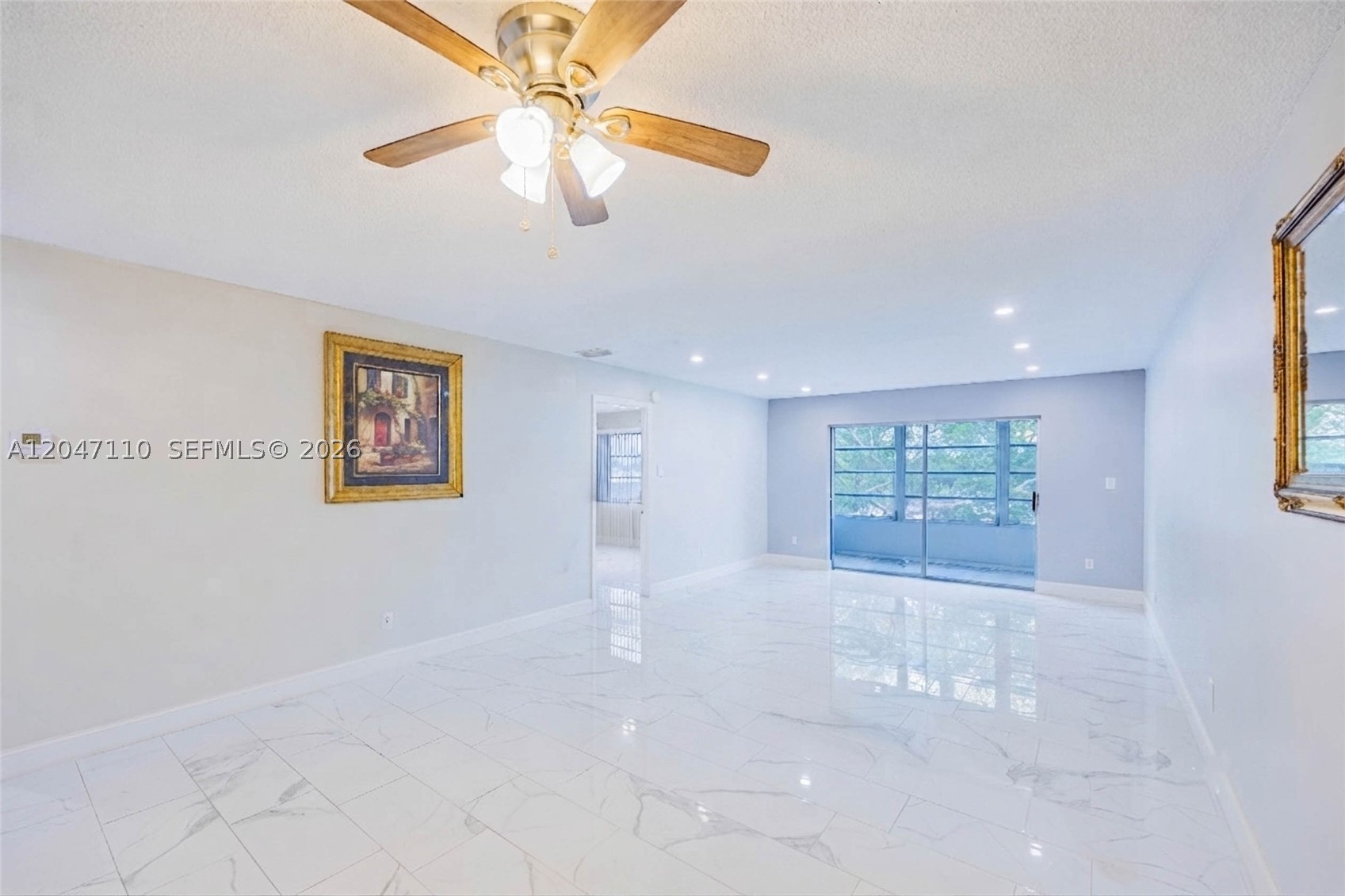 OAKBROOK I CONDO - Residential