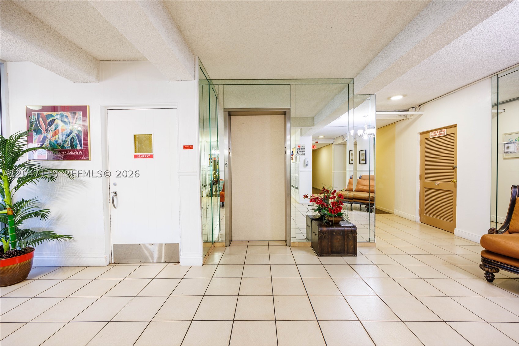 OAKBROOK I CONDO - Residential