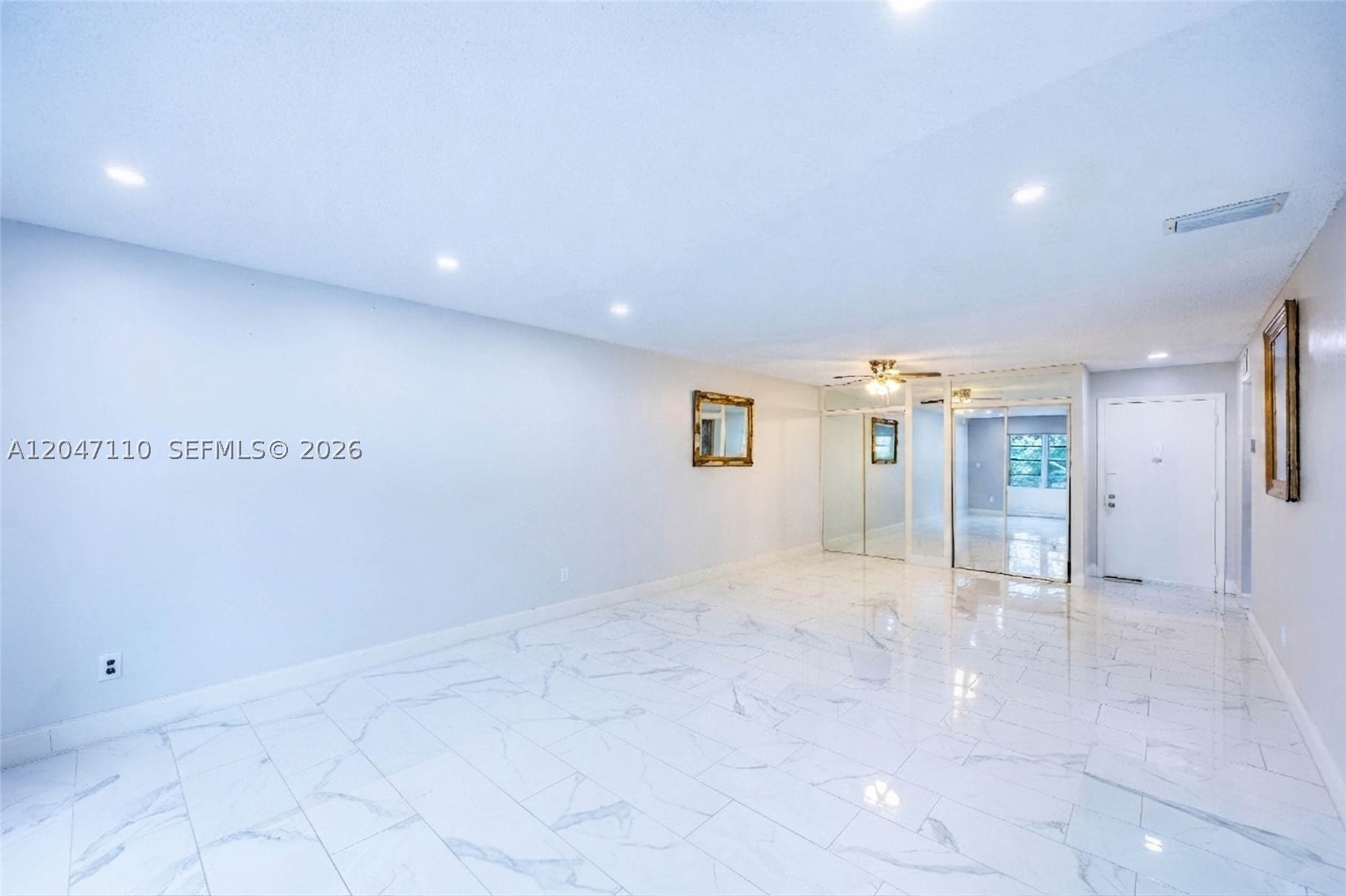 OAKBROOK I CONDO - Residential